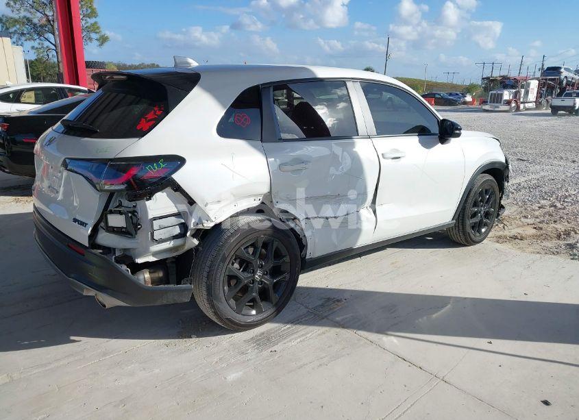 Photo 4 of 2024 Honda Hr-v 2WD SPORT/2WD SPORT W/O BSI (VIN 3CZRZ1H55RM736696)