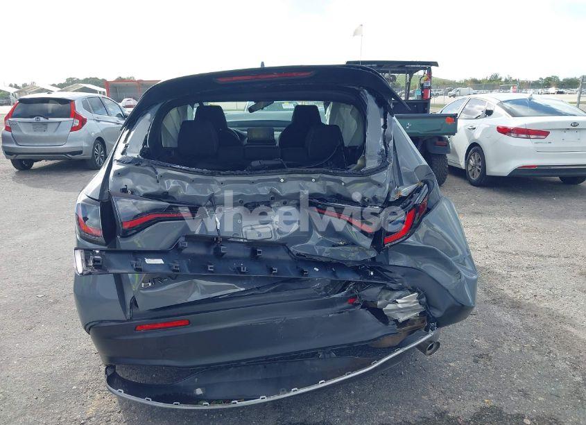 Photo 6 of 2024 Honda Hr-v (VIN 3CZRZ1H55RM748184)