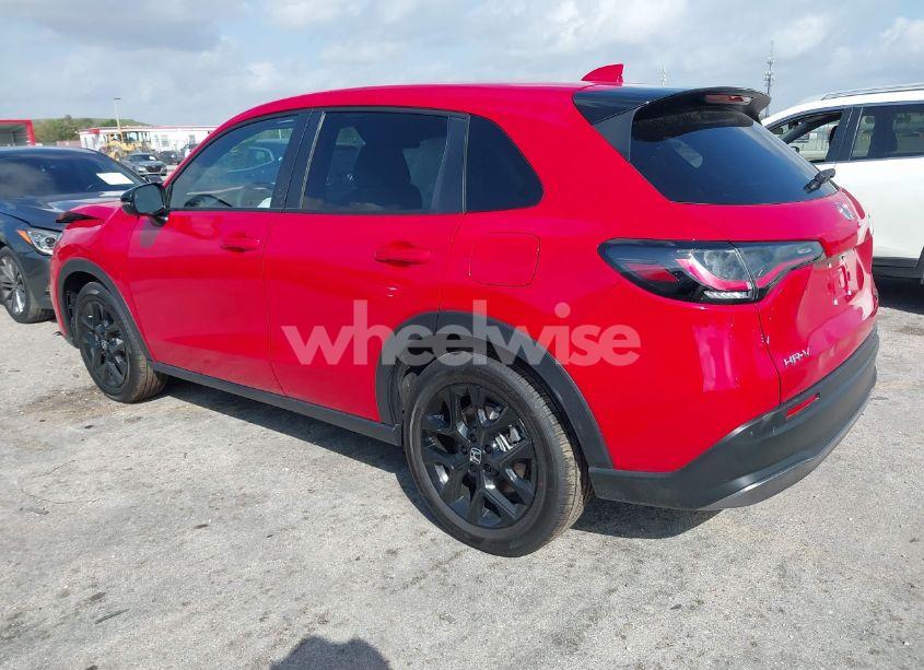 Photo 3 of 2025 Honda Hr-v 2WD SPORT (VIN 3CZRZ1H55SM723405)