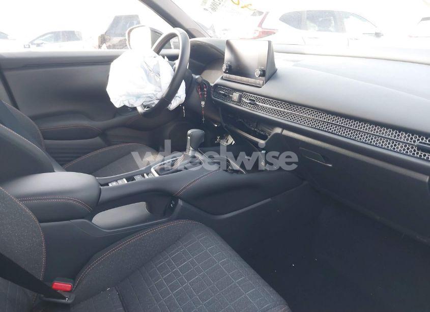 Photo 5 of 2025 Honda Hr-v 2WD SPORT (VIN 3CZRZ1H55SM723405)