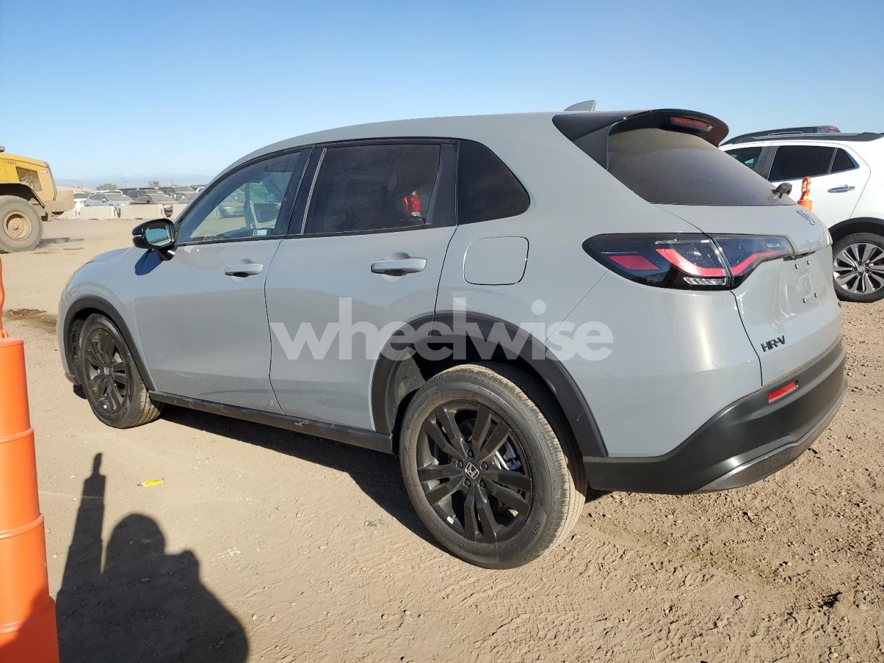 Photo 2 of 2026 HONDA HR-V SPORT (VIN 3CZRZ1H55TM709182)