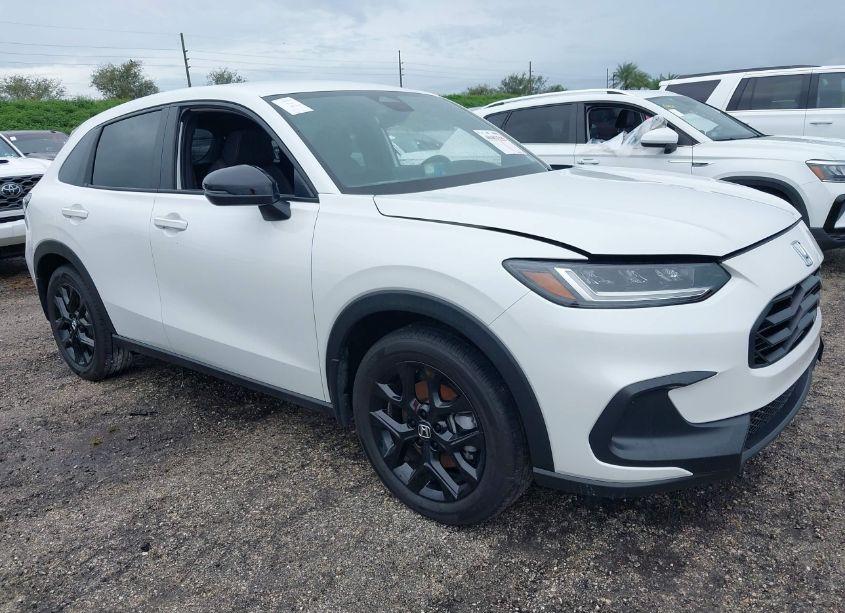 2024 Honda Hr-v 2WD SPORT/2WD SPORT W/O BSI (VIN 3CZRZ1H56RM721950) main photo