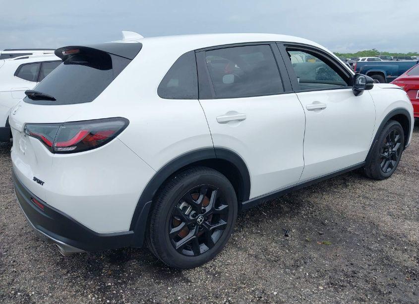 Photo 4 of 2024 Honda Hr-v 2WD SPORT/2WD SPORT W/O BSI (VIN 3CZRZ1H56RM721950)