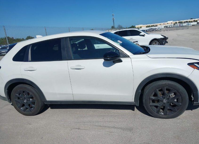 Photo 13 of 2024 Honda Hr-v 2WD SPORT/2WD SPORT W/O BSI (VIN 3CZRZ1H56RM742829)