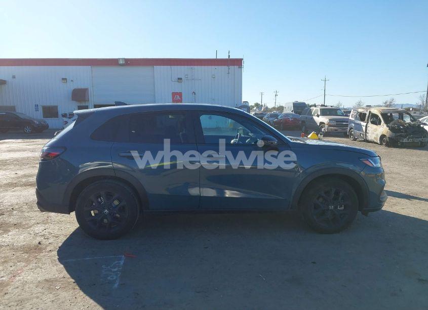 Photo 13 of 2025 Honda Hr-v 2WD SPORT (VIN 3CZRZ1H56SM704247)