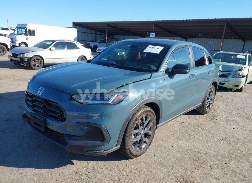 Photo 2 of 2025 Honda Hr-v 2WD SPORT (VIN 3CZRZ1H56SM704247)