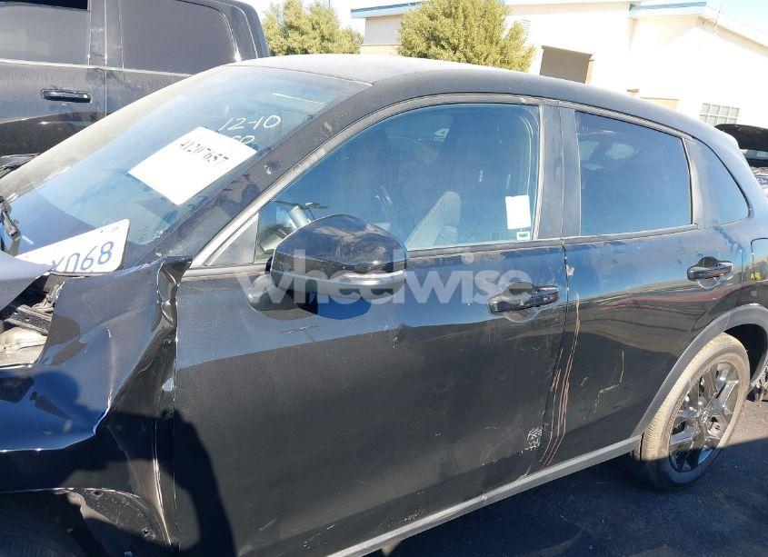 Photo 15 of 2025 Honda Hr-v 2WD SPORT (VIN 3CZRZ1H56SM713014)