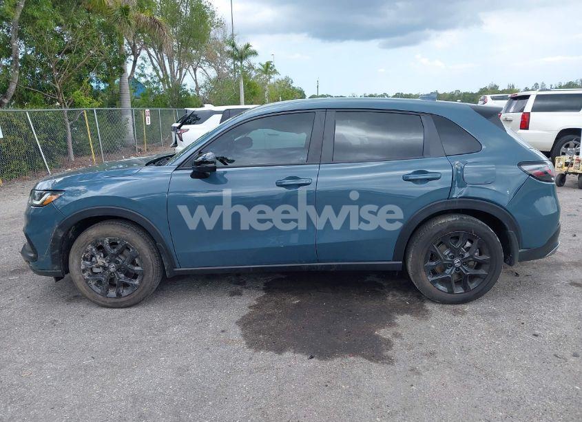 Photo 14 of 2025 Honda Hr-v 2WD SPORT (VIN 3CZRZ1H56SM728967)