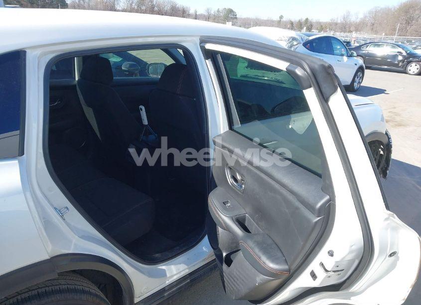 Photo 8 of 2023 Honda Hr-v 2WD SPORT (VIN 3CZRZ1H57PM705835)