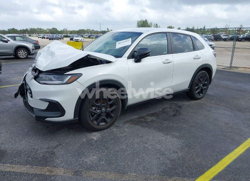 Photo 2 of 2024 Honda Hr-v 2WD SPORT/SPORT (VIN 3CZRZ1H57RM702436)