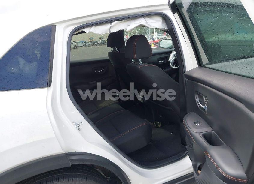 Photo 8 of 2024 Honda Hr-v 2WD SPORT/SPORT (VIN 3CZRZ1H57RM702436)