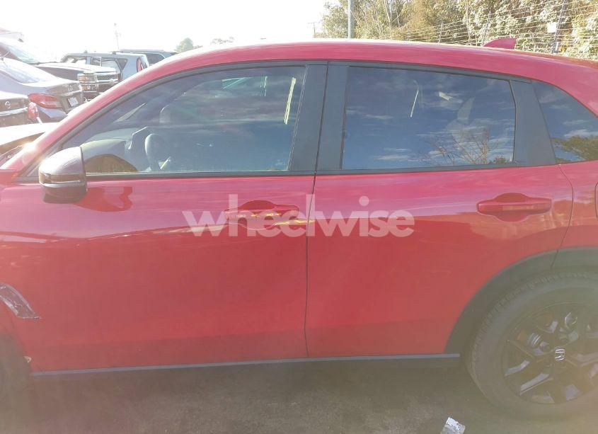 Photo 15 of 2025 Honda Hr-v 2WD SPORT (VIN 3CZRZ1H57SM700188)