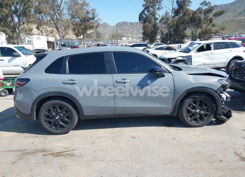 Photo 14 of 2024 Honda Hr-v 2WD SPORT/2WD SPORT W/O BSI (VIN 3CZRZ1H58RM707029)