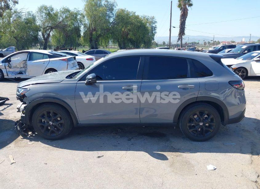 Photo 15 of 2024 Honda Hr-v 2WD SPORT/2WD SPORT W/O BSI (VIN 3CZRZ1H58RM707029)