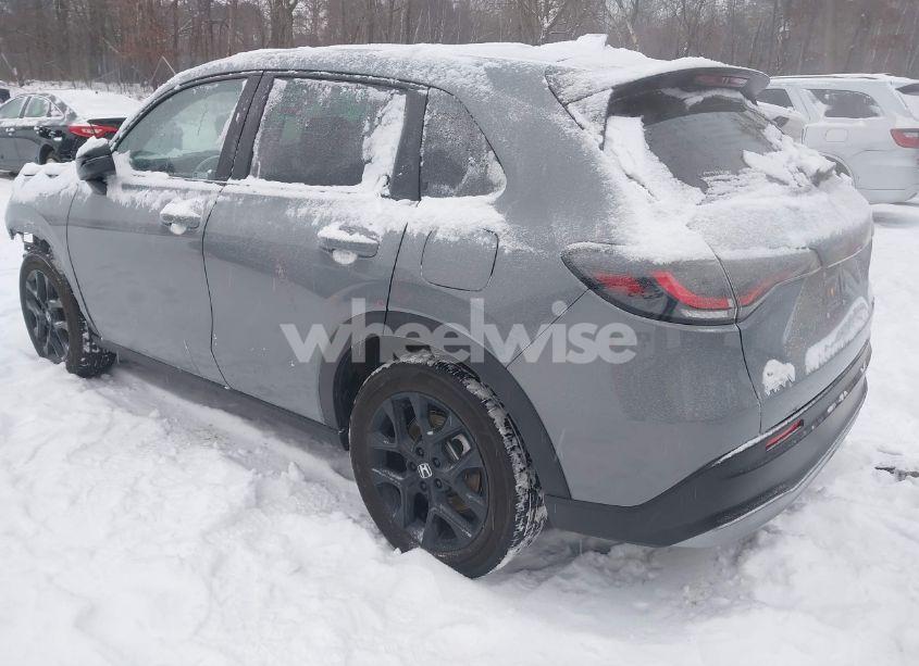Photo 3 of 2024 Honda Hr-v 2WD SPORT/2WD SPORT W/O BSI (VIN 3CZRZ1H58RM718161)