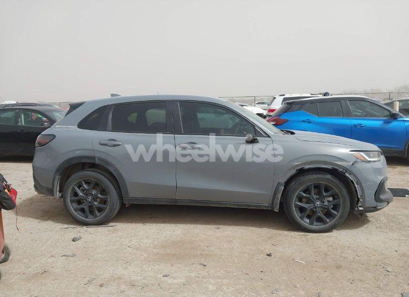 Photo 13 of 2024 Honda Hr-v 2WD SPORT/2WD SPORT W/O BSI (VIN 3CZRZ1H58RM741603)