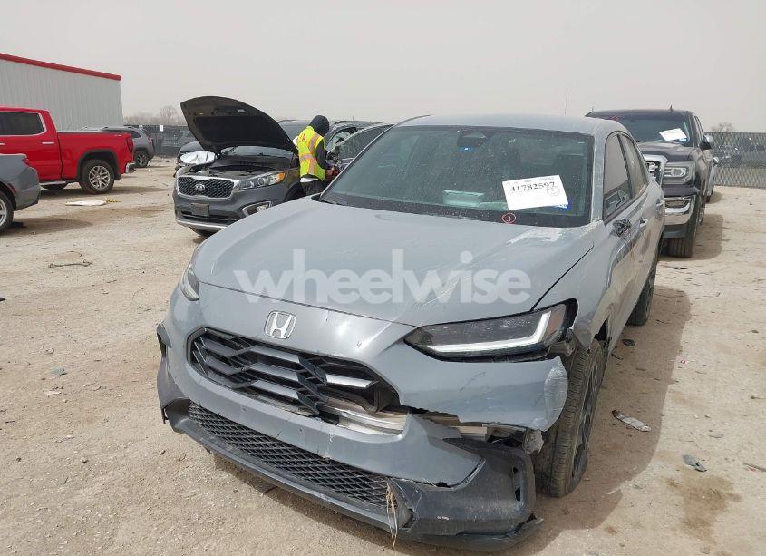 Photo 2 of 2024 Honda Hr-v 2WD SPORT/2WD SPORT W/O BSI (VIN 3CZRZ1H58RM741603)