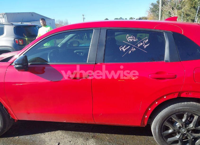 Photo 15 of 2024 Honda Hr-v 2WD SPORT/2WD SPORT W/O BSI (VIN 3CZRZ1H58RM743626)