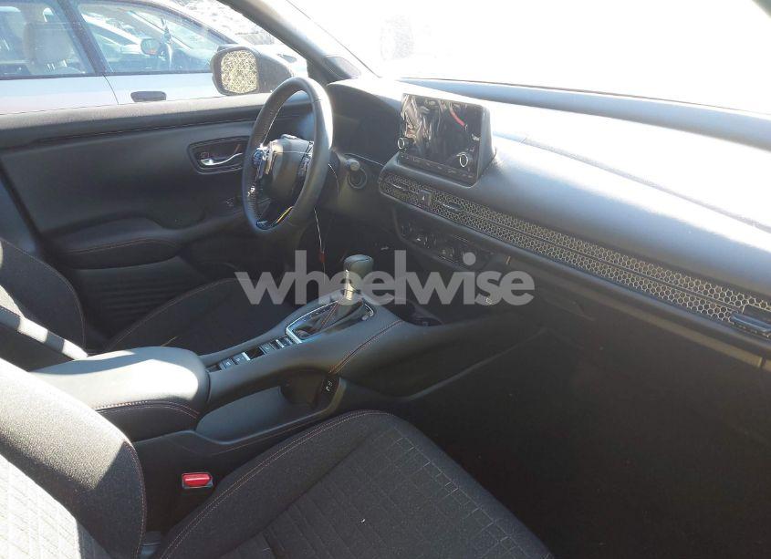 Photo 5 of 2024 Honda Hr-v 2WD SPORT/2WD SPORT W/O BSI (VIN 3CZRZ1H58RM743626)