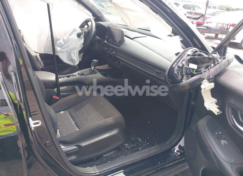 Photo 5 of 2024 Honda Hr-v (VIN 3CZRZ1H58RM745974)