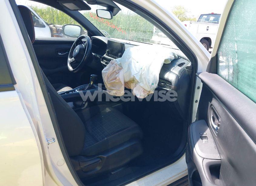 Photo 5 of 2023 Honda Hr-v 2WD SPORT (VIN 3CZRZ1H59PM704542)