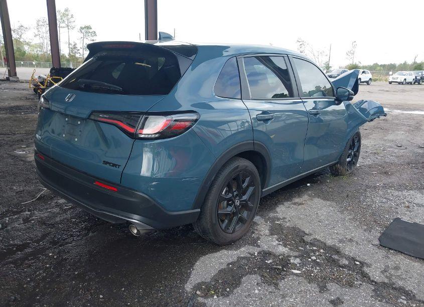 Photo 4 of 2024 Honda Hr-v (VIN 3CZRZ1H59RM733543)