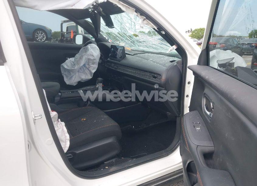 Photo 5 of 2025 Honda Hr-v 2WD SPORT (VIN 3CZRZ1H59SM724508)