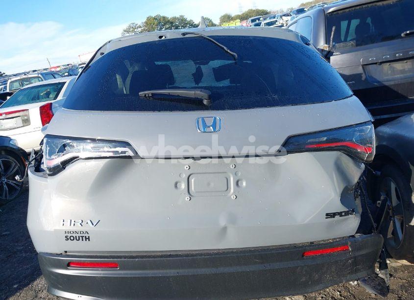 Photo 16 of 2024 Honda Hr-v 2WD SPORT/2WD SPORT W/O BSI (VIN 3CZRZ1H5XRM754465)