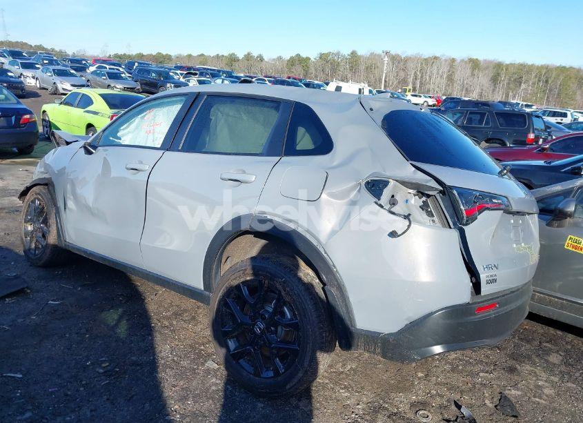 Photo 3 of 2024 Honda Hr-v 2WD SPORT/2WD SPORT W/O BSI (VIN 3CZRZ1H5XRM754465)