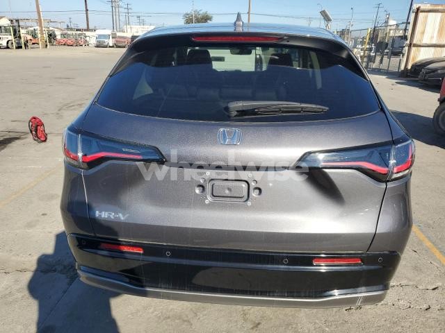 Photo 6 of 2025 HONDA HR-V EXL (VIN 3CZRZ1H70SM739853)