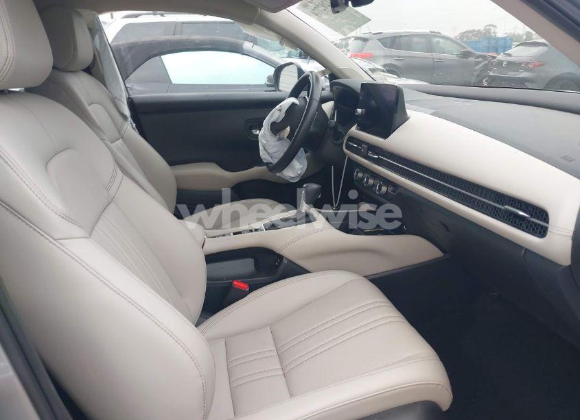 Photo 5 of 2024 Honda Hr-v 2WD EX-L/2WD EX-L W/O BSI (VIN 3CZRZ1H71RM758910)