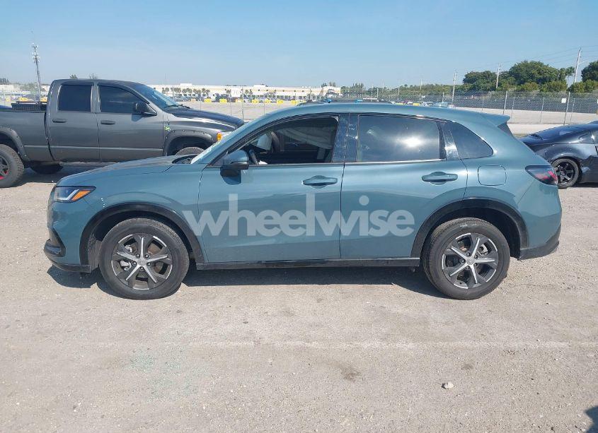 Photo 14 of 2024 Honda Hr-v 2WD EX-L/2WD EX-L W/O BSI (VIN 3CZRZ1H72RM717539)