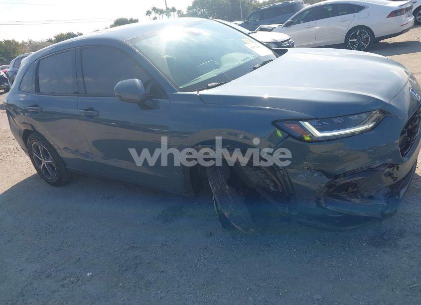 Photo 6 of 2024 Honda Hr-v 2WD EX-L/2WD EX-L W/O BSI (VIN 3CZRZ1H72RM717539)