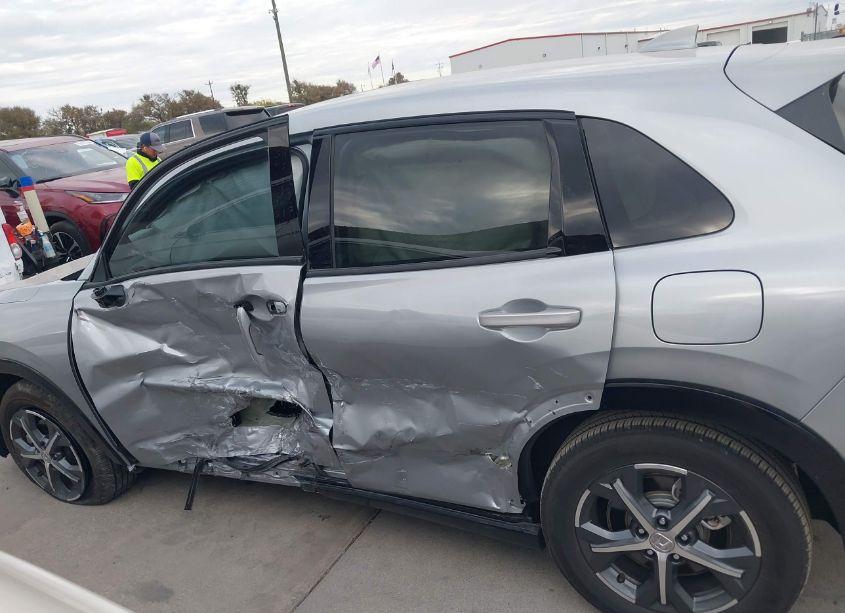 Photo 14 of 2024 Honda Hr-v 2WD EX-L/2WD EX-L W/O BSI (VIN 3CZRZ1H72RM745907)