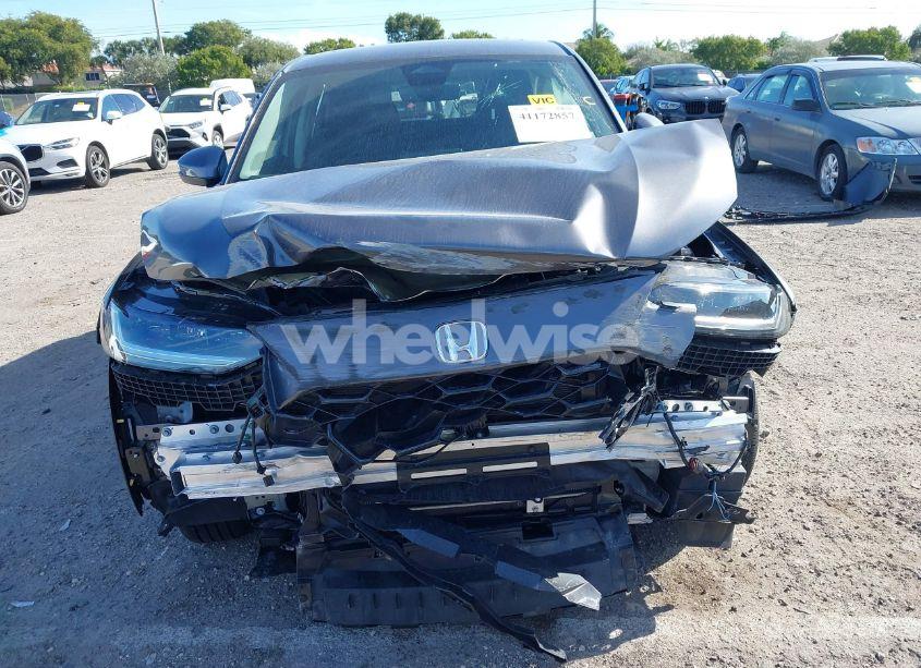 Photo 13 of 2025 Honda Hr-v 2WD EX-L (VIN 3CZRZ1H72SM700908)