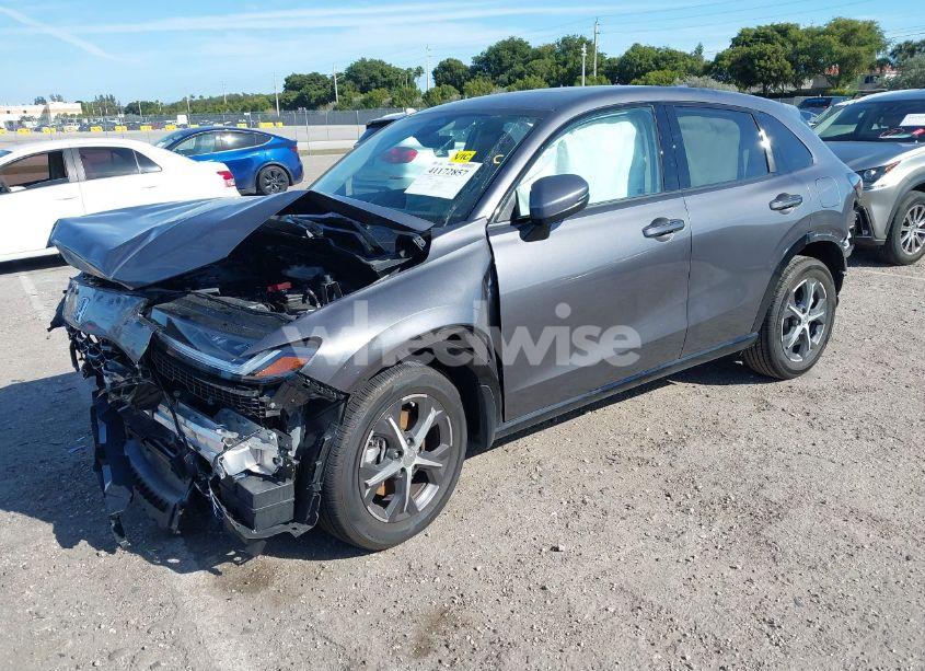 Photo 2 of 2025 Honda Hr-v 2WD EX-L (VIN 3CZRZ1H72SM700908)