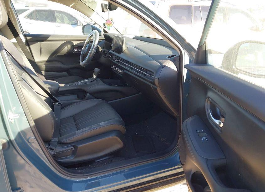 Photo 5 of 2024 Honda Hr-v 2WD EX-L/2WD EX-L W/O BSI (VIN 3CZRZ1H73RM747956)