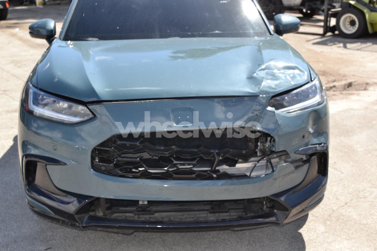 Photo 6 of 2024 HONDA HR-V EXL (VIN 3CZRZ1H73RM757421)