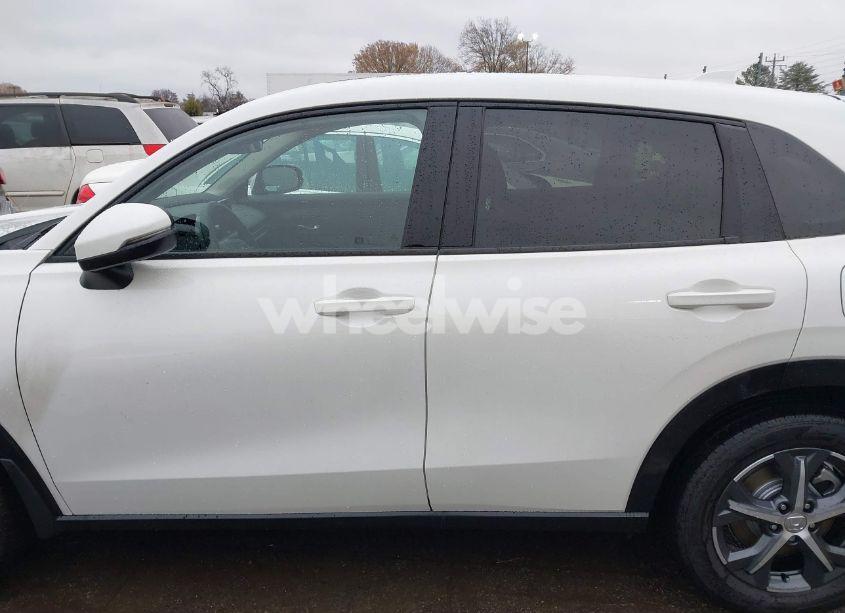 Photo 14 of 2025 Honda Hr-v 2WD EX-L (VIN 3CZRZ1H74SM718634)