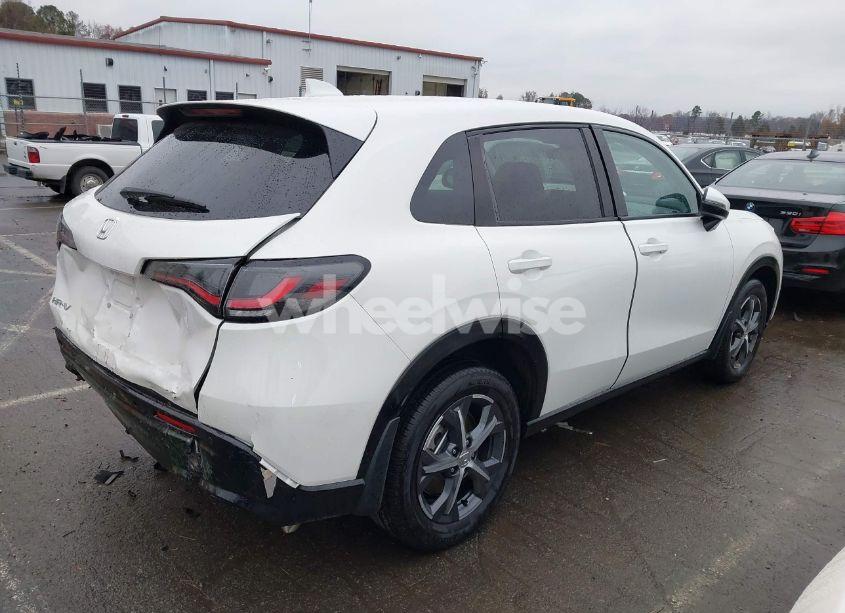 Photo 4 of 2025 Honda Hr-v 2WD EX-L (VIN 3CZRZ1H74SM718634)