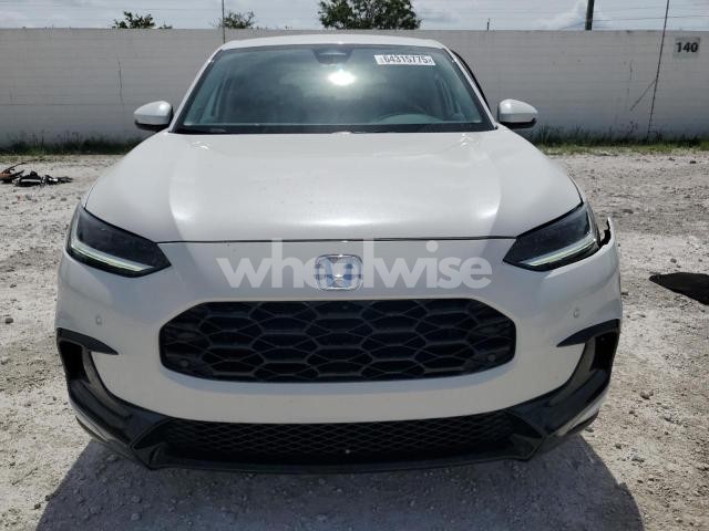 Photo 6 of 2025 HONDA HR-V EXL (VIN 3CZRZ1H74SM740665)