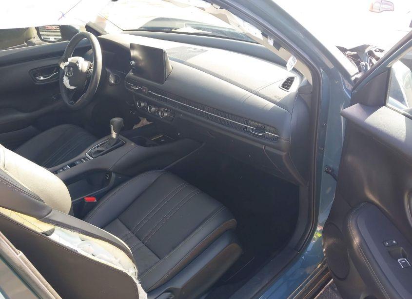 Photo 5 of 2024 Honda Hr-v 2WD EX-L/2WD EX-L W/O BSI (VIN 3CZRZ1H75RM743925)