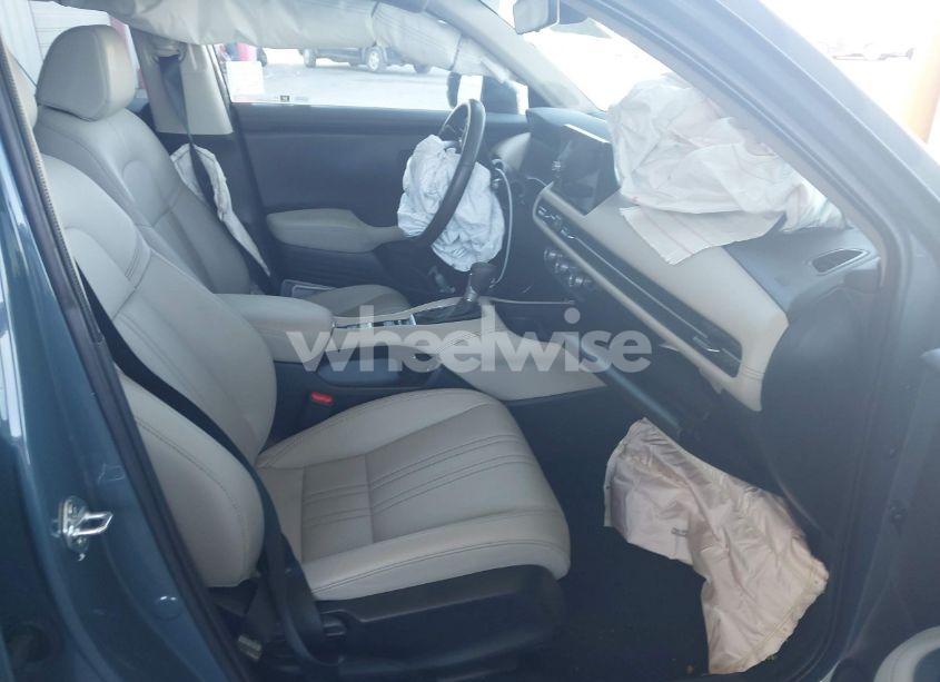 Photo 5 of 2025 Honda Hr-v 2WD EX-L (VIN 3CZRZ1H75SM703849)