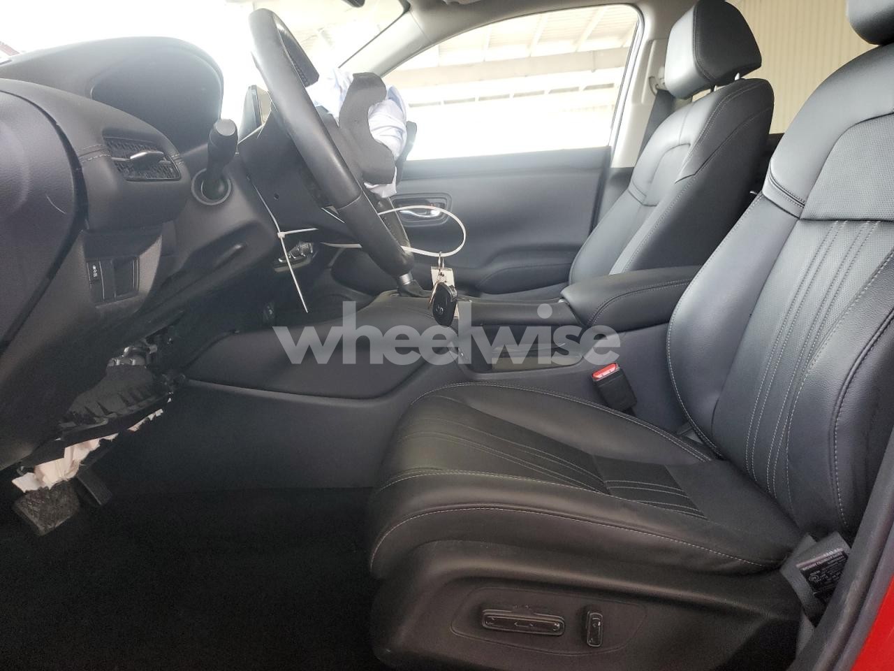 Photo 7 of 2024 HONDA HR-V EXL (VIN 3CZRZ1H76RM712506)