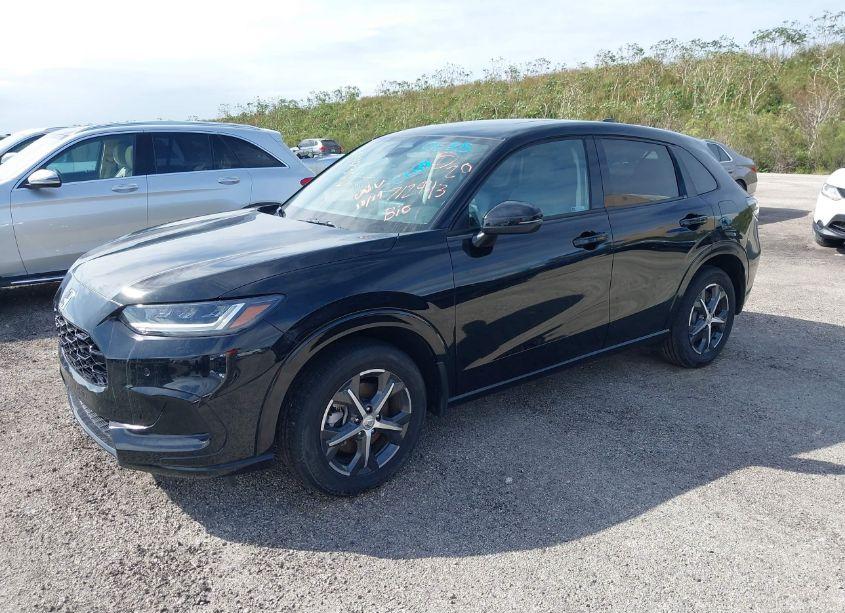 Photo 2 of 2024 Honda Hr-v 2WD EX-L/2WD EX-L W/O BSI (VIN 3CZRZ1H76RM712943)