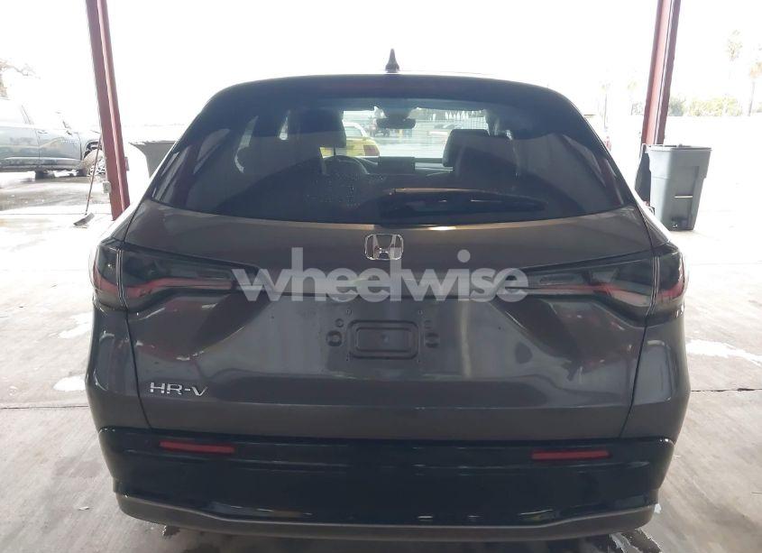 Photo 16 of 2024 Honda Hr-v 2WD EX-L/2WD EX-L W/O BSI (VIN 3CZRZ1H76RM725045)