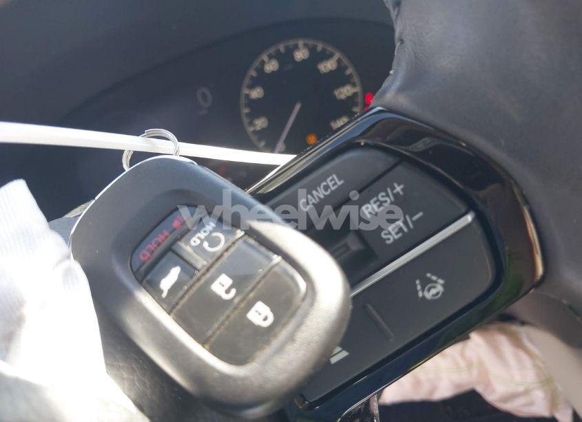 Photo 11 of 2024 Honda Hr-v 2WD EX-L/2WD EX-L W/O BSI (VIN 3CZRZ1H76RM725577)