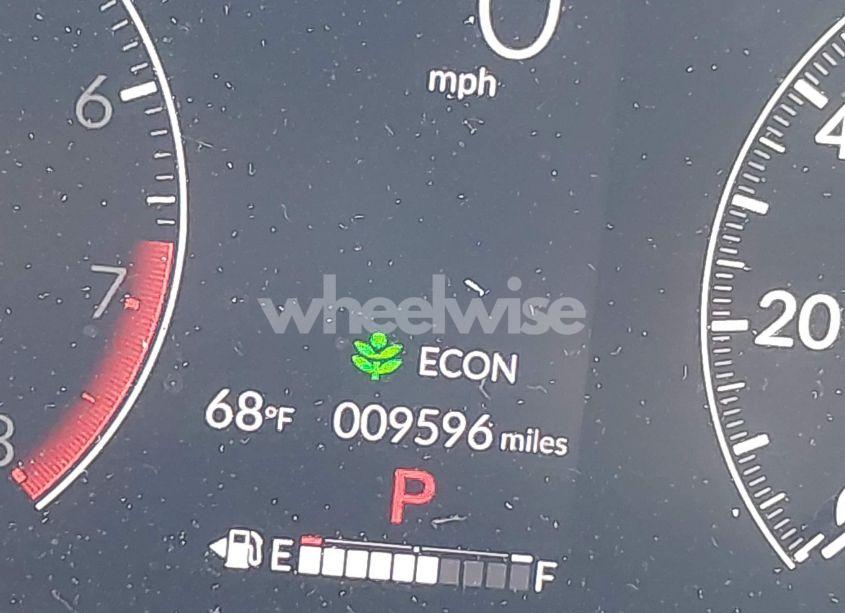 Photo 15 of 2024 Honda Hr-v 2WD EX-L/2WD EX-L W/O BSI (VIN 3CZRZ1H76RM725577)