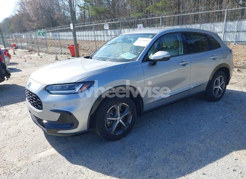 Photo 2 of 2024 Honda Hr-v 2WD EX-L/2WD EX-L W/O BSI (VIN 3CZRZ1H76RM725577)