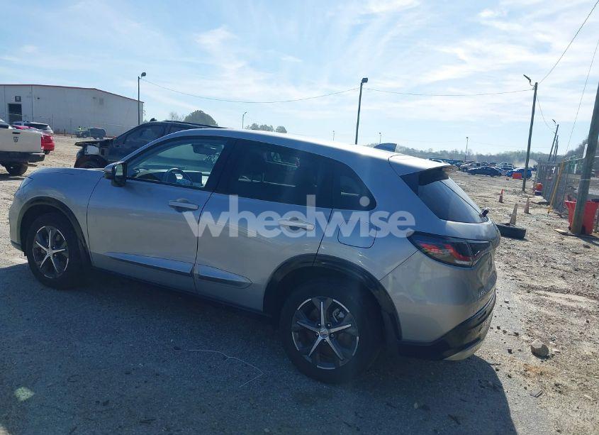 Photo 3 of 2024 Honda Hr-v 2WD EX-L/2WD EX-L W/O BSI (VIN 3CZRZ1H76RM725577)
